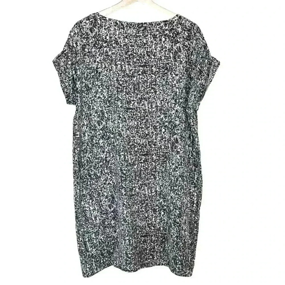 Eileen Fisher Silk Knee Length Shift Dress | Black and White | SZ M - Picture 2 of 6